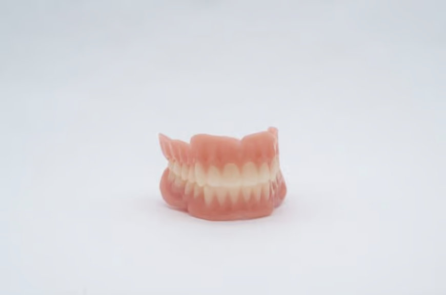 3D SYSTEMS INTRODUCES INDUSTRY’S FIRST MULTI-MATERIAL, ONE-PIECE JETTED DENTURE SOLUTION